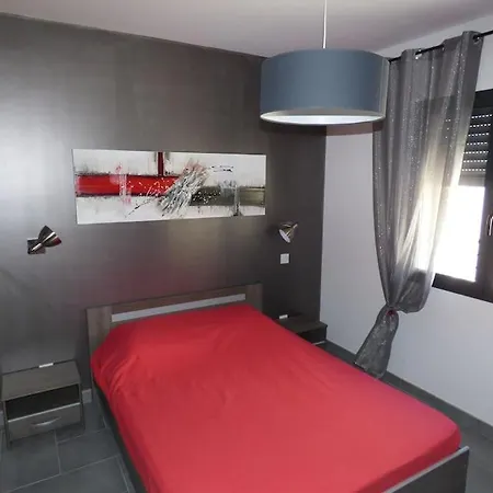 شقة Moderne Avec Terrasses Et Piscine *